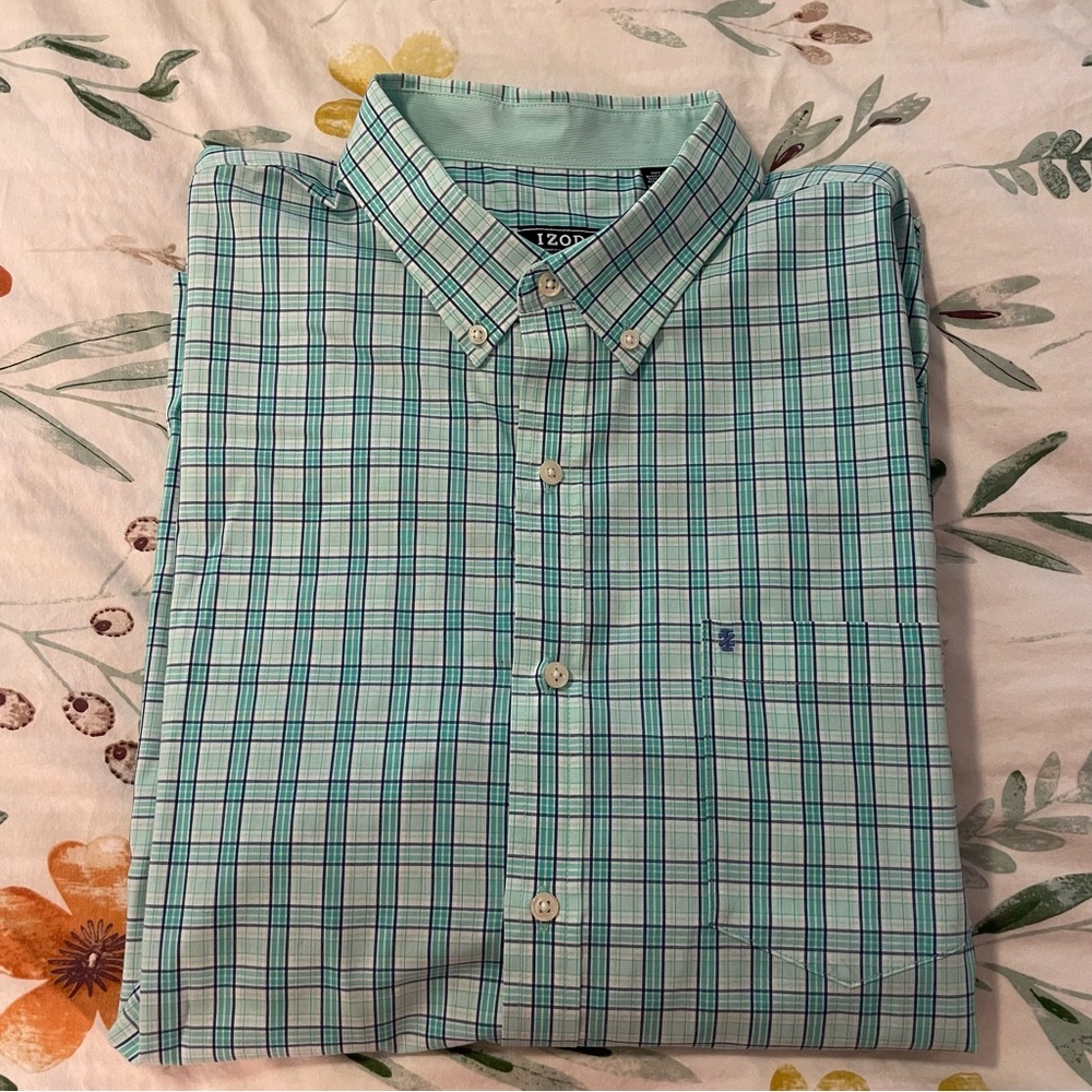 Men’s IZOD button down shirt, NWOT, XL